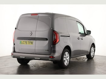 Used Renault Kangoo 2025 for sale - 76456989: Photo