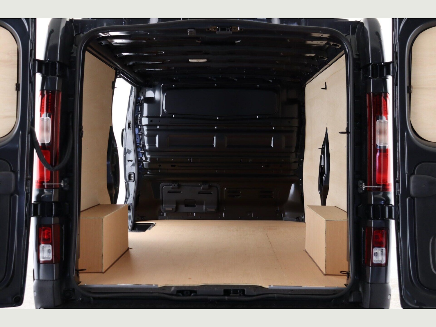Used Renault Trafic for sale - 75781536: Photo 3