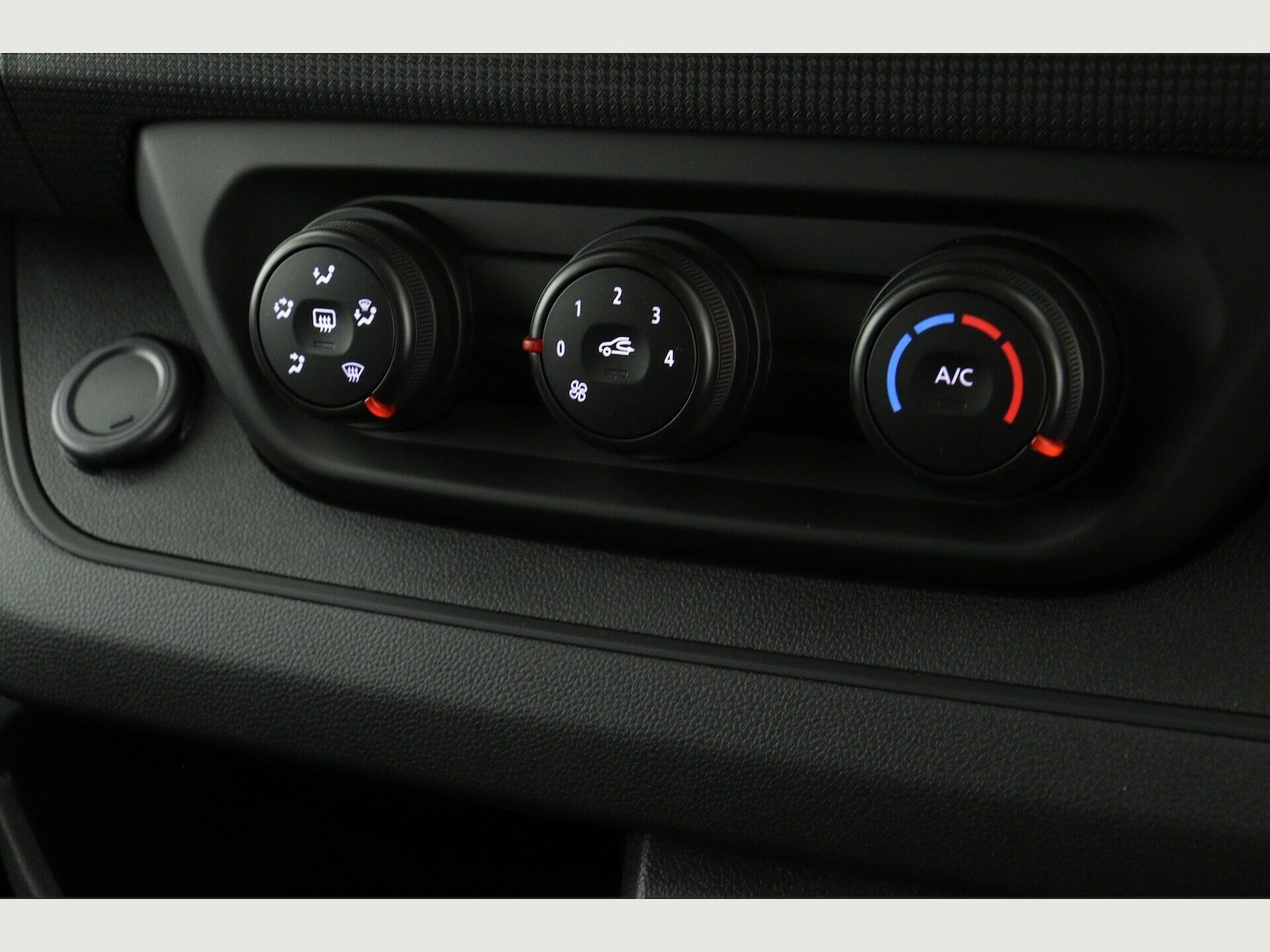 Used Renault Trafic 2025 for sale - 77131478: Photo 19