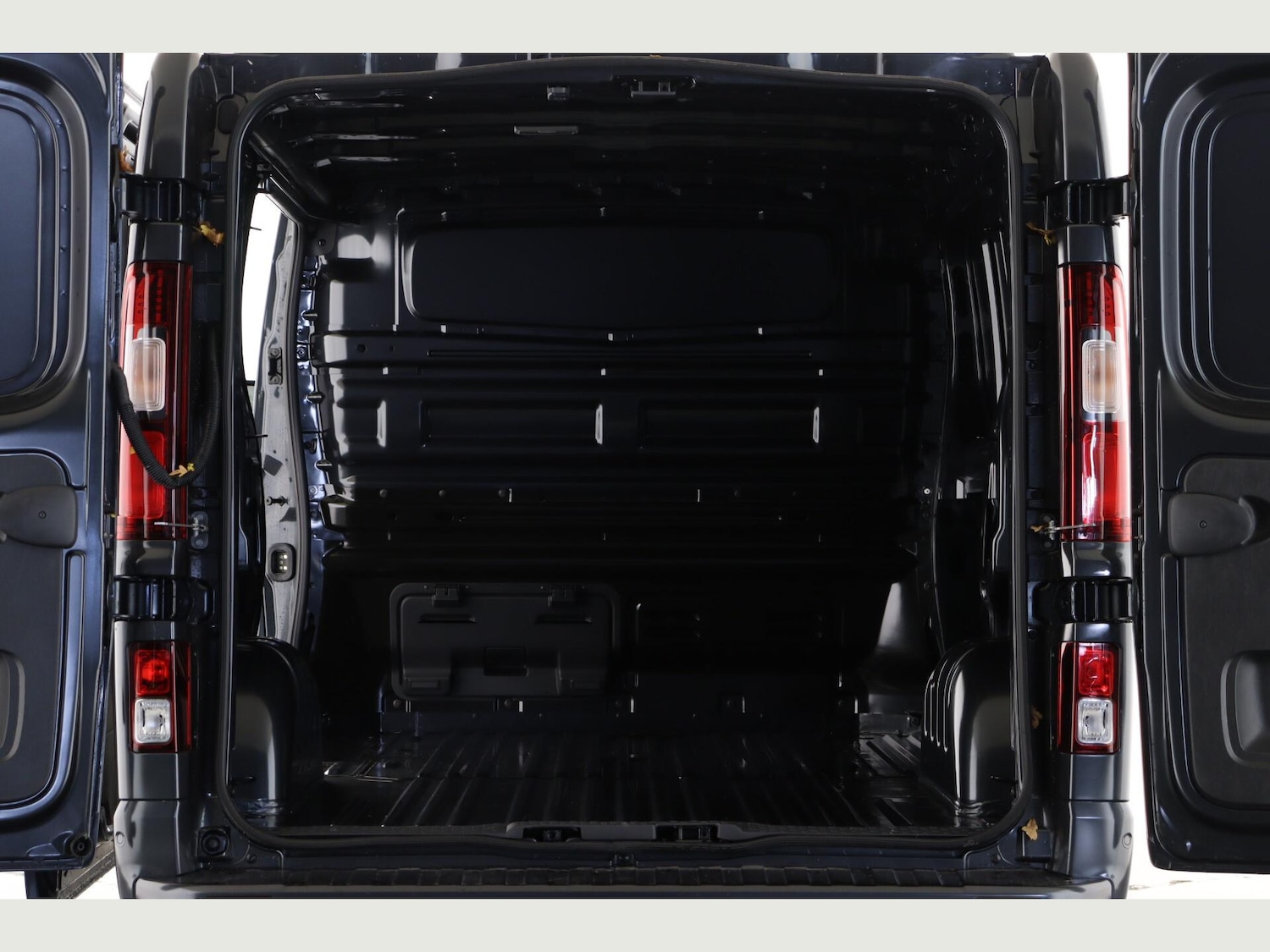 Used Renault Trafic 2025 for sale - 76991132: Photo 3