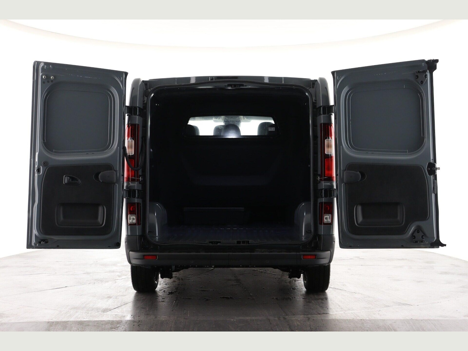 Used Renault Trafic 2025 for sale - 76422909: Photo 2