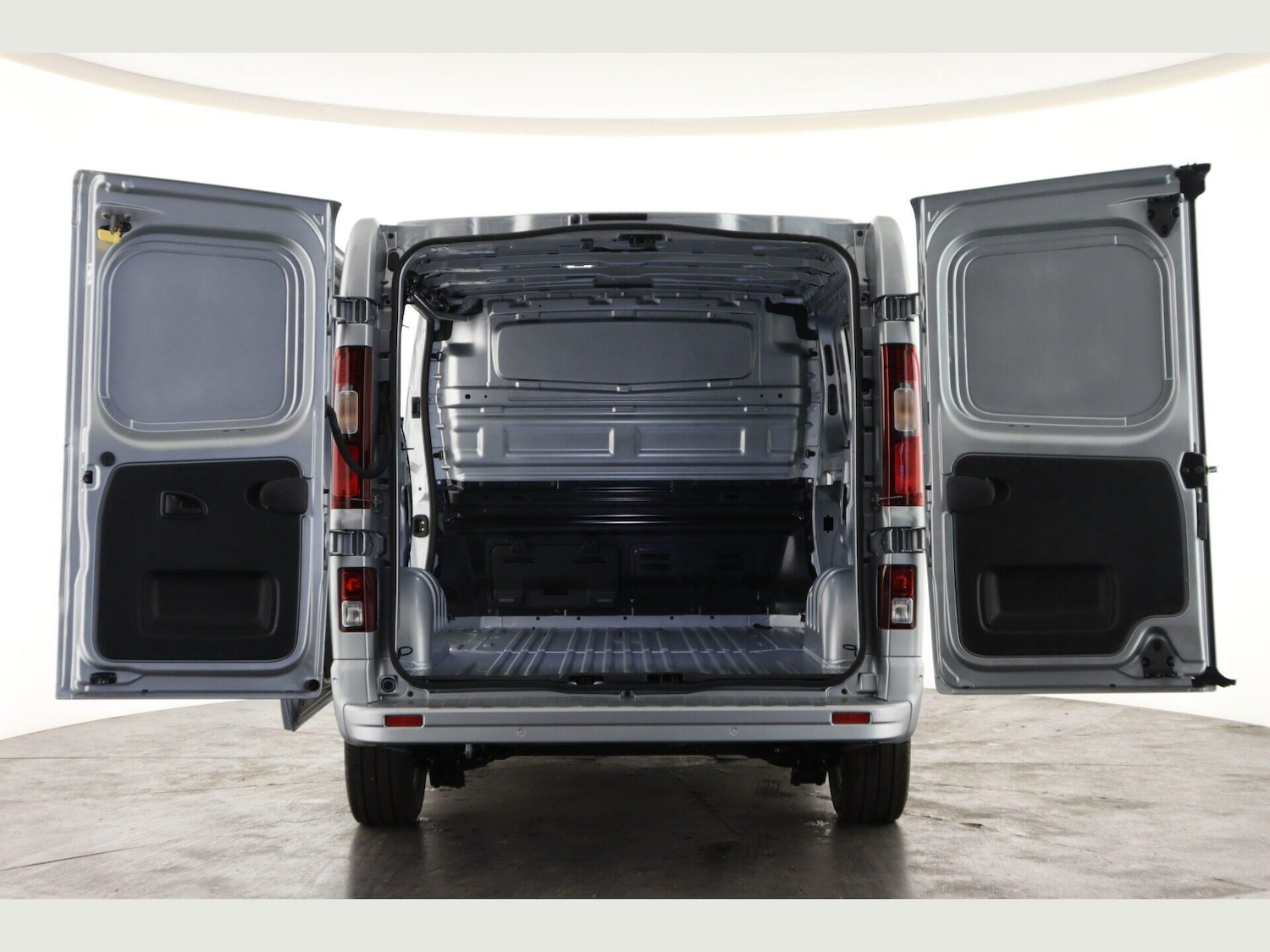 Used Renault Trafic 2025 for sale - 77586851: Photo 2