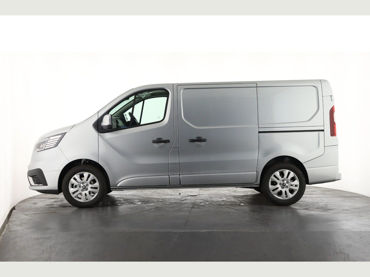Used Renault Trafic 2025 for sale - 77586851: Photo 8