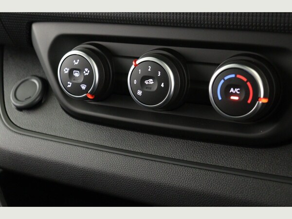 Used Renault Trafic 2025 for sale - 76136306: Photo 18