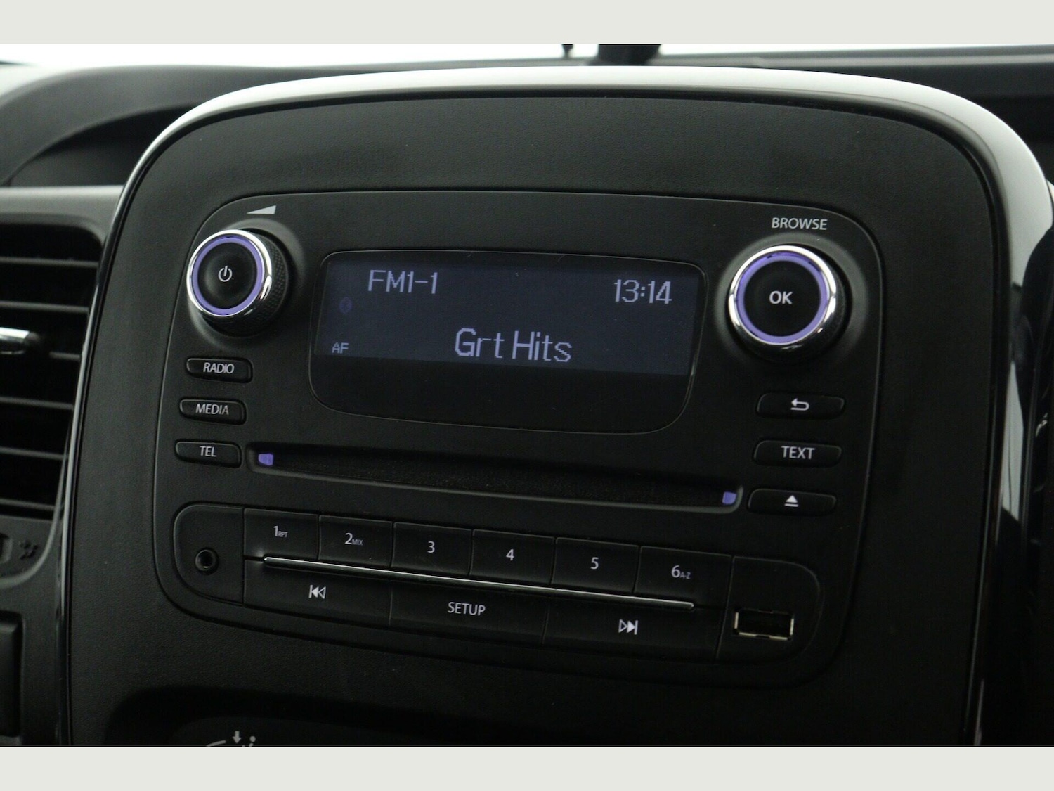 Used Vauxhall Vivaro 2017 for sale - 77882945: Photo 13