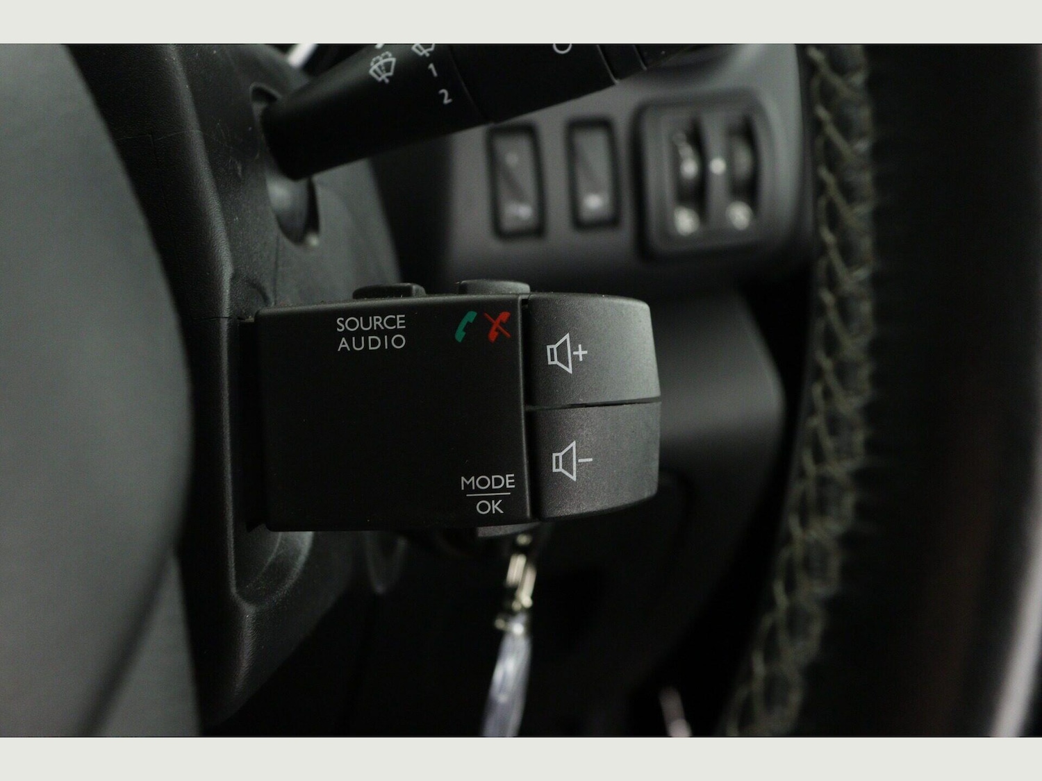 Used Vauxhall Vivaro 2017 for sale - 77882945: Photo 20