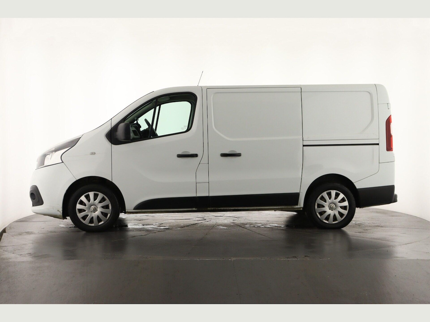 Used Renault Trafic 2018 for sale - 76991397: Photo 8