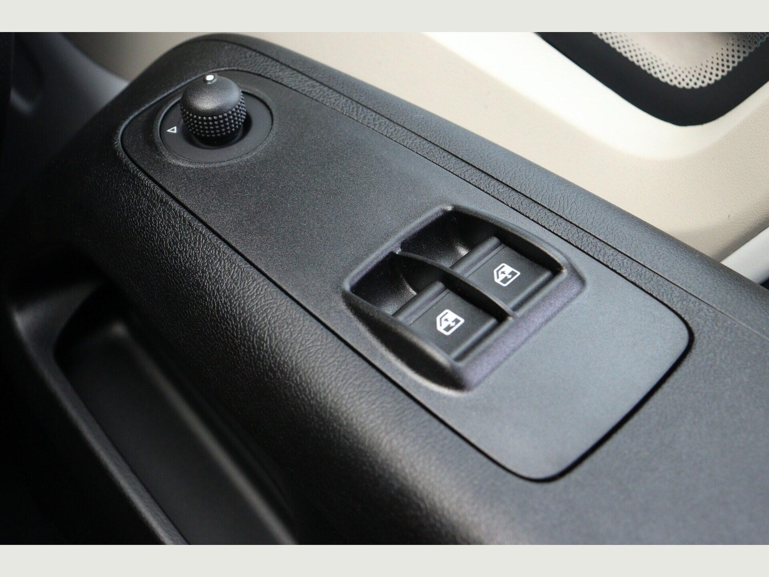 Used Peugeot Boxer 2025 for sale - 75808493: Photo 25