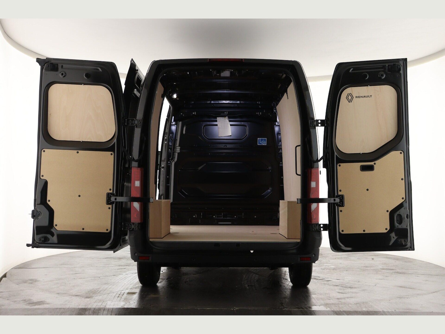 Used Renault Master 2025 for sale - 77254847: Photo 2