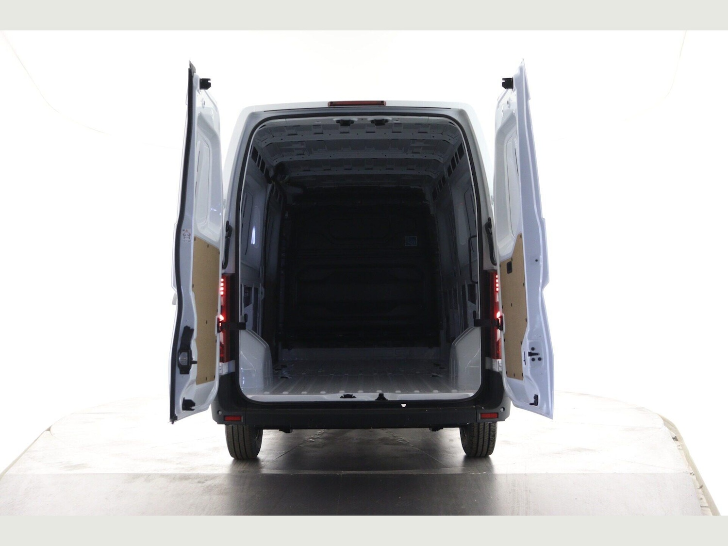 Used Renault Master 2025 for sale - 76013355: Photo 2