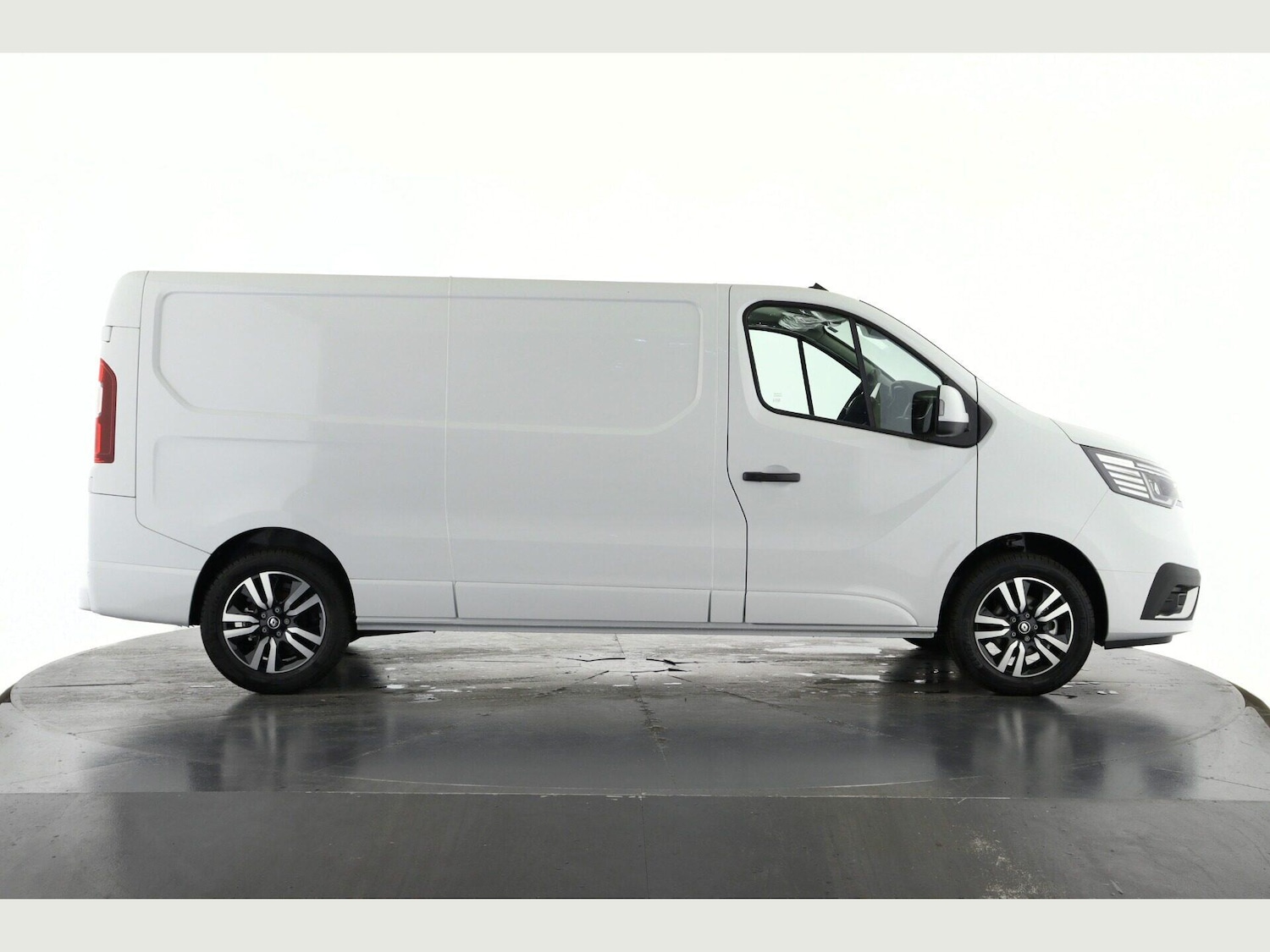Used Renault Trafic 2025 for sale - 76498558: Photo 5