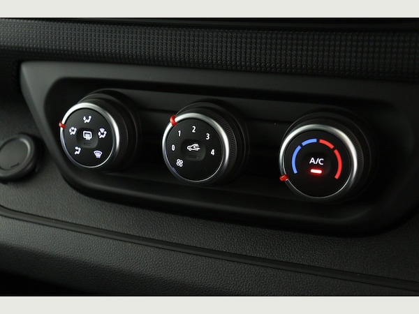 Used Renault Trafic 2025 for sale - 76151948: Photo 19