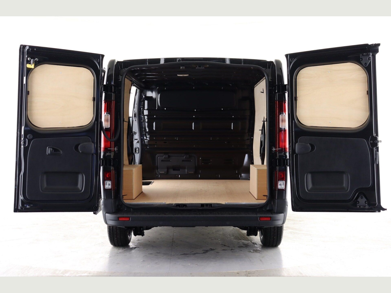 Used Renault Trafic 2025 for sale - 76109878: Photo 2