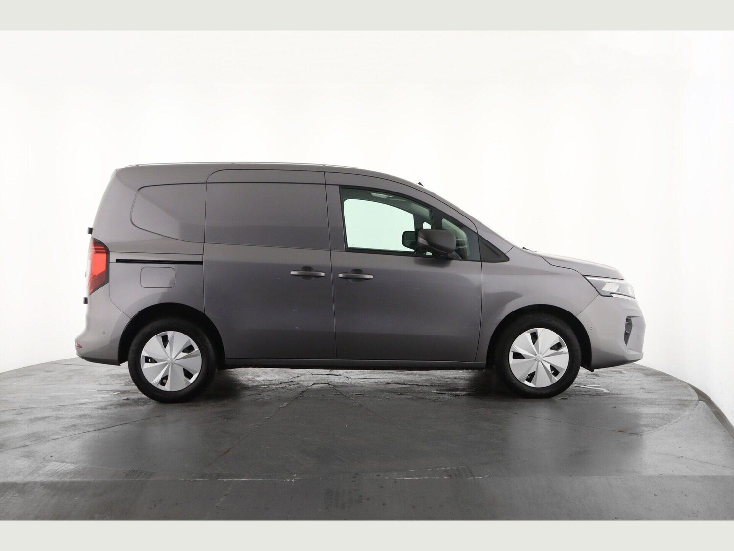 Used Nissan Other 2023 for sale - 77853533: Photo 4