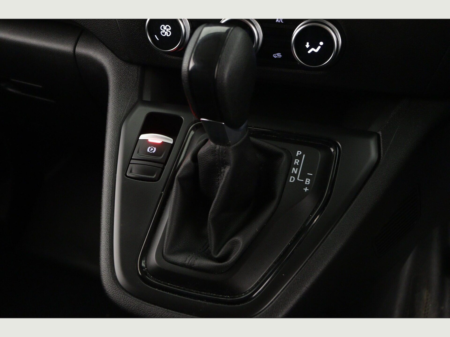 Used Nissan Other 2023 for sale - 77131581: Photo 18