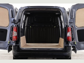 Used Peugeot Partner 2025 for sale - 77215589: Photo