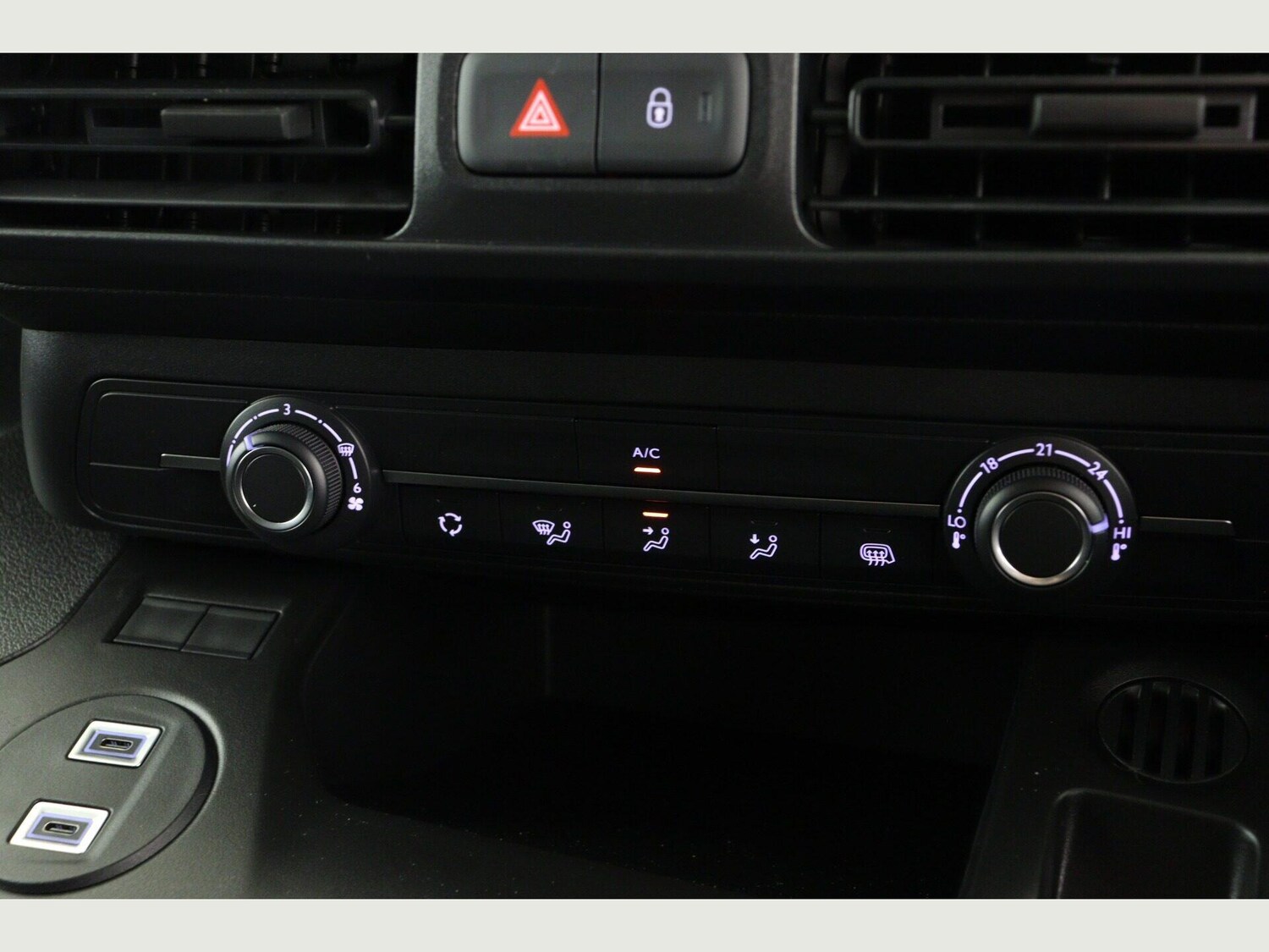 Used Citroen Berlingo 2025 for sale - 76432716: Photo 18