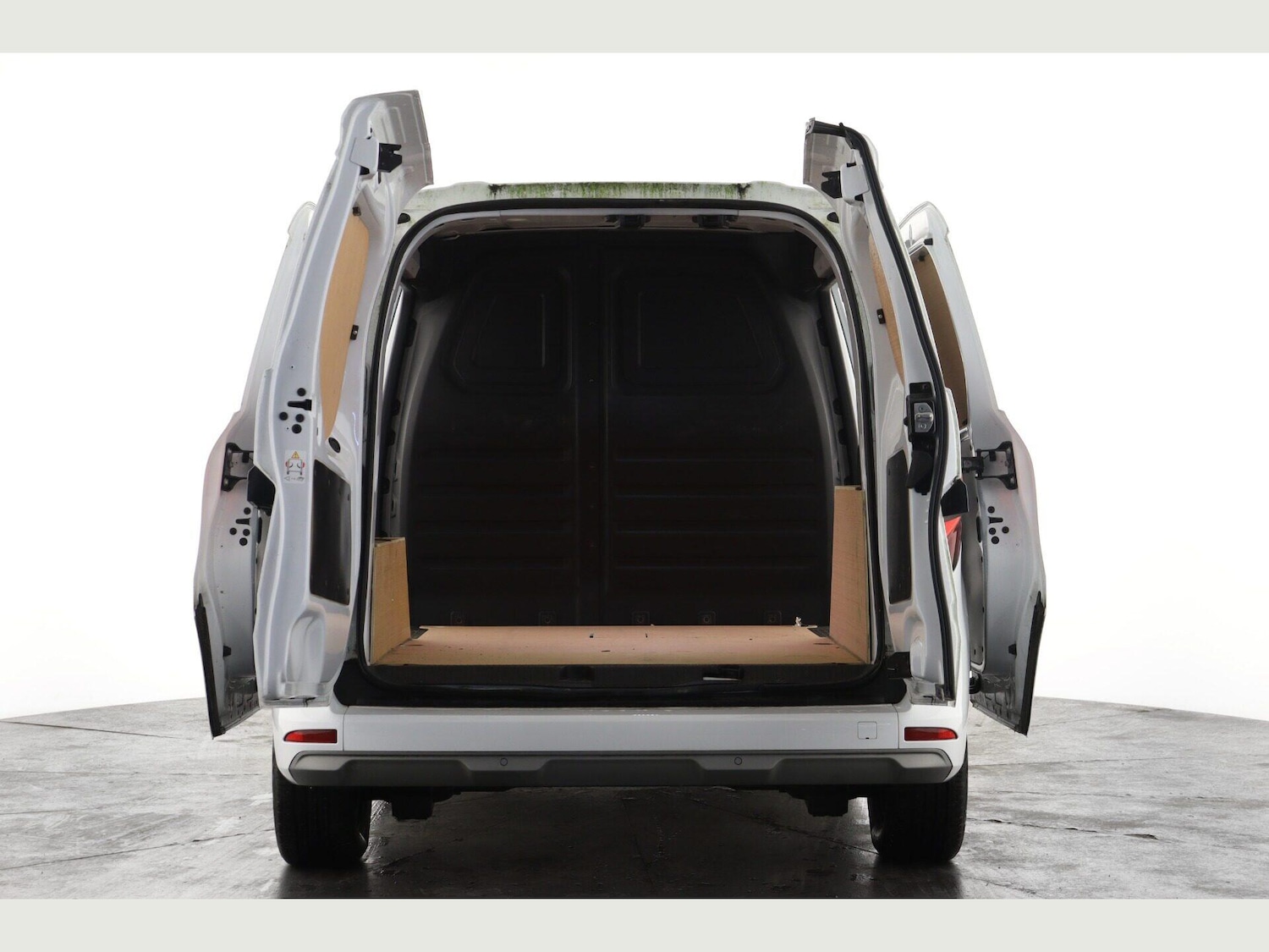 Used Nissan Other 2023 for sale - 77853892: Photo 2