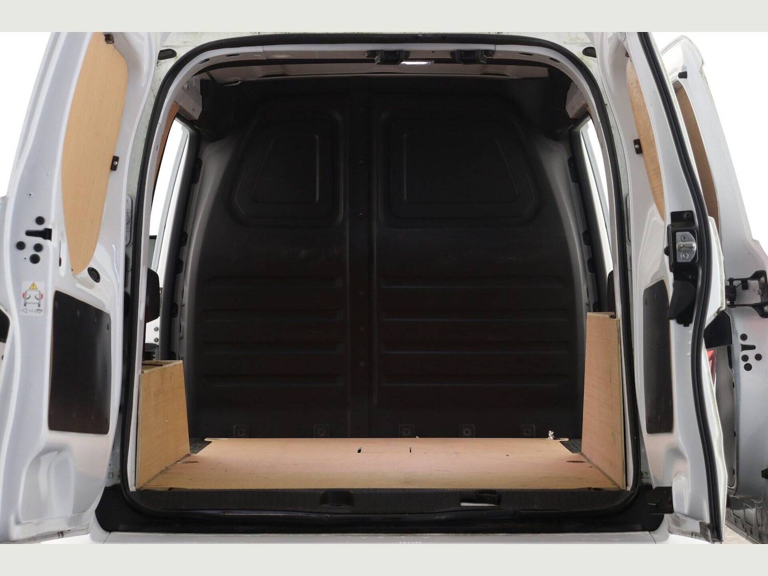 Used Nissan Other 2023 for sale - 77853892: Photo 3