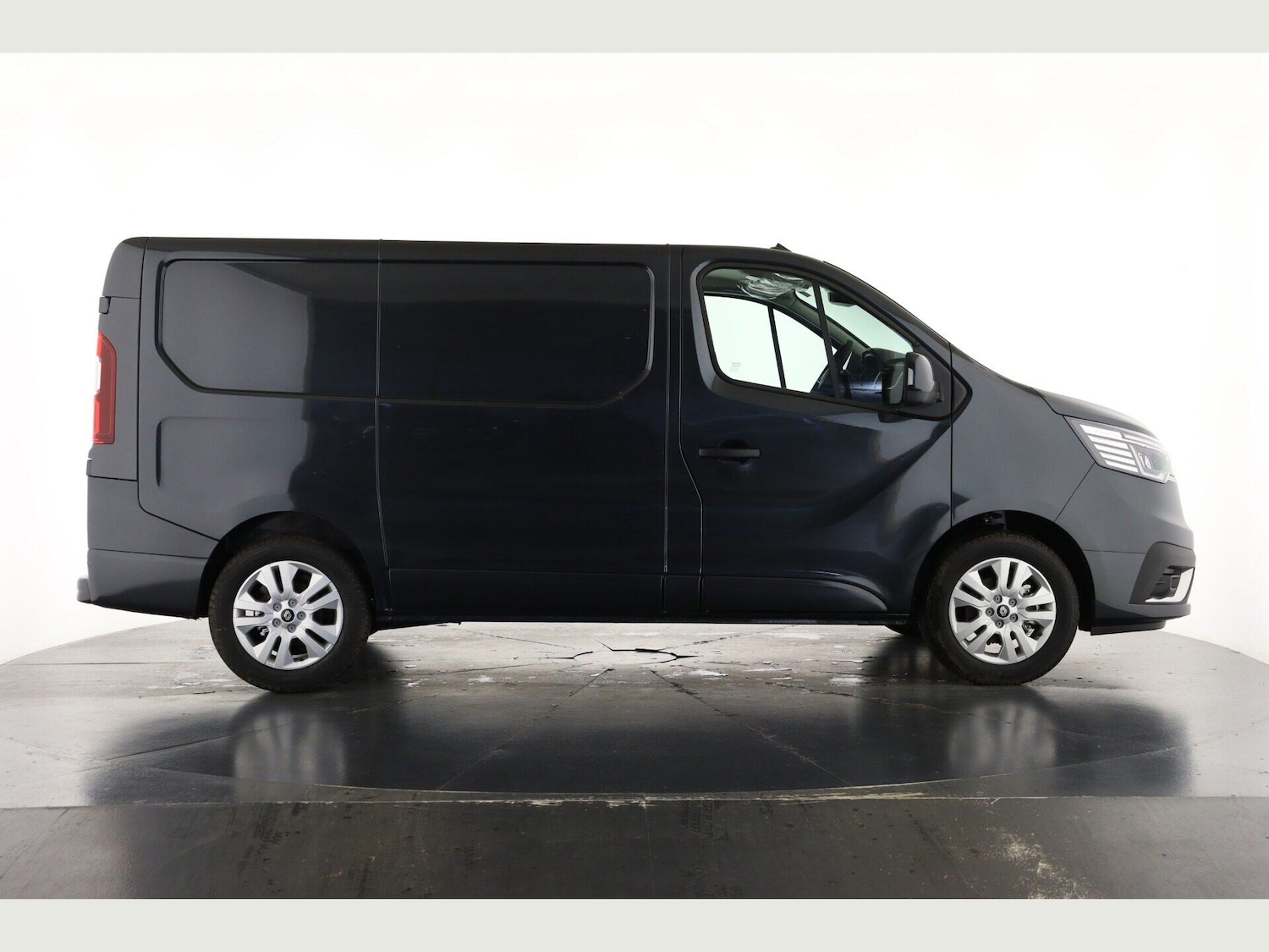 Used Renault Trafic 2025 for sale - 77387371: Photo 5