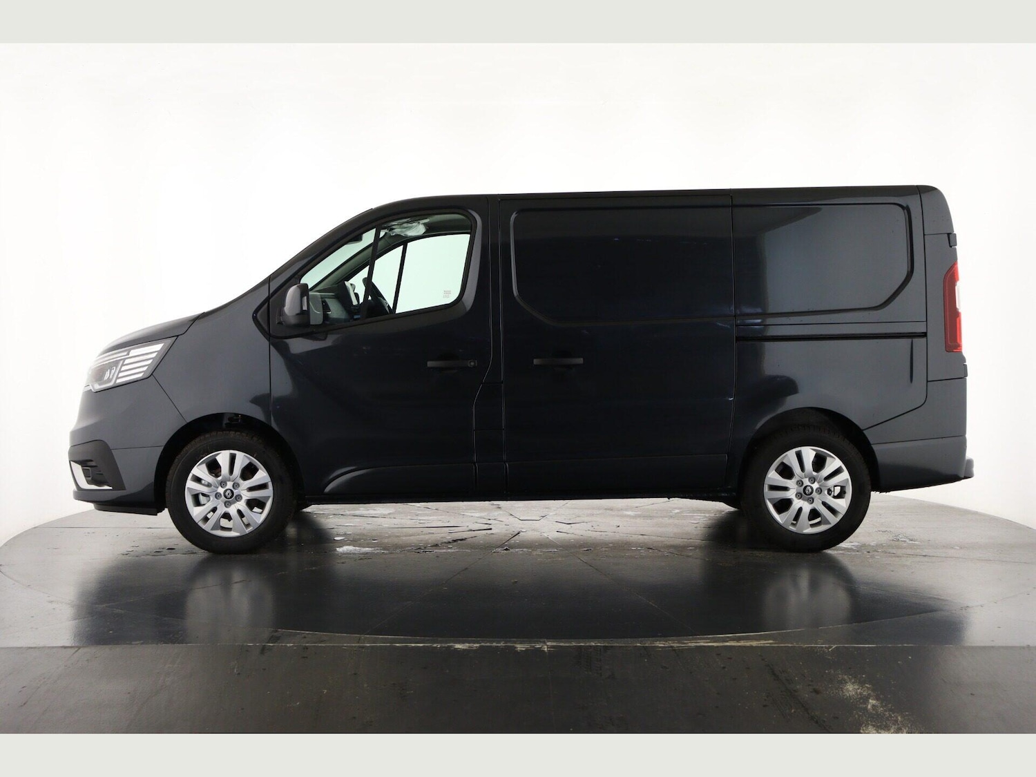 Used Renault Trafic 2025 for sale - 77387371: Photo 8