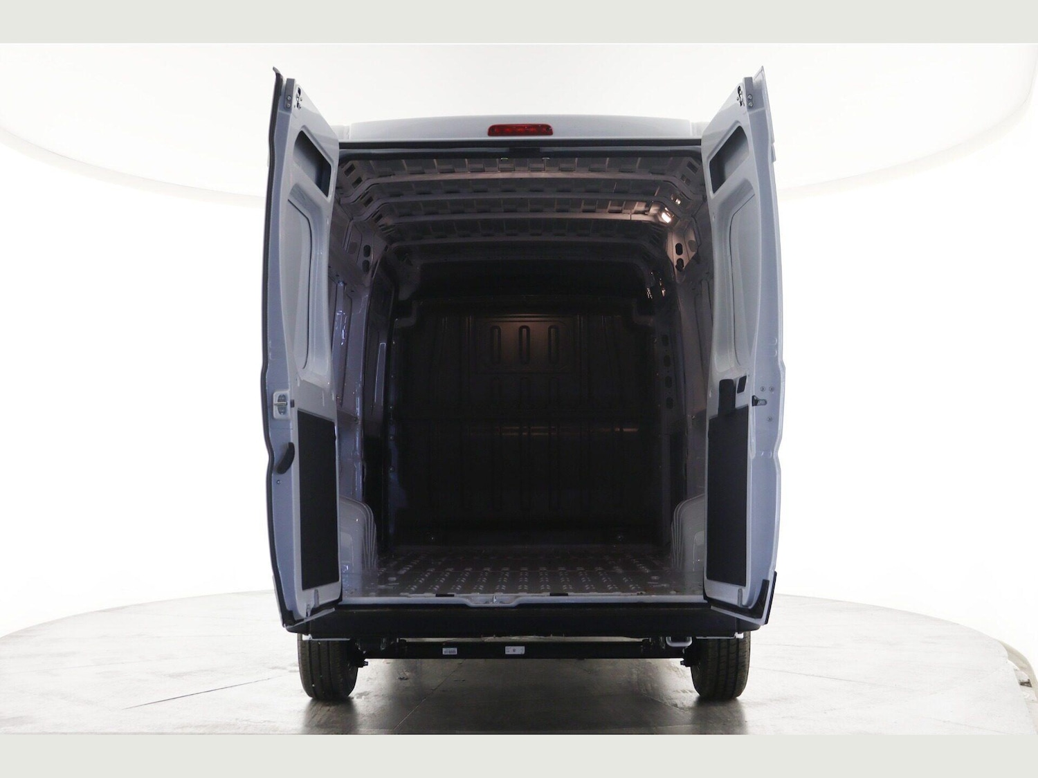 Used Peugeot Boxer 2025 for sale - 76424945: Photo 3