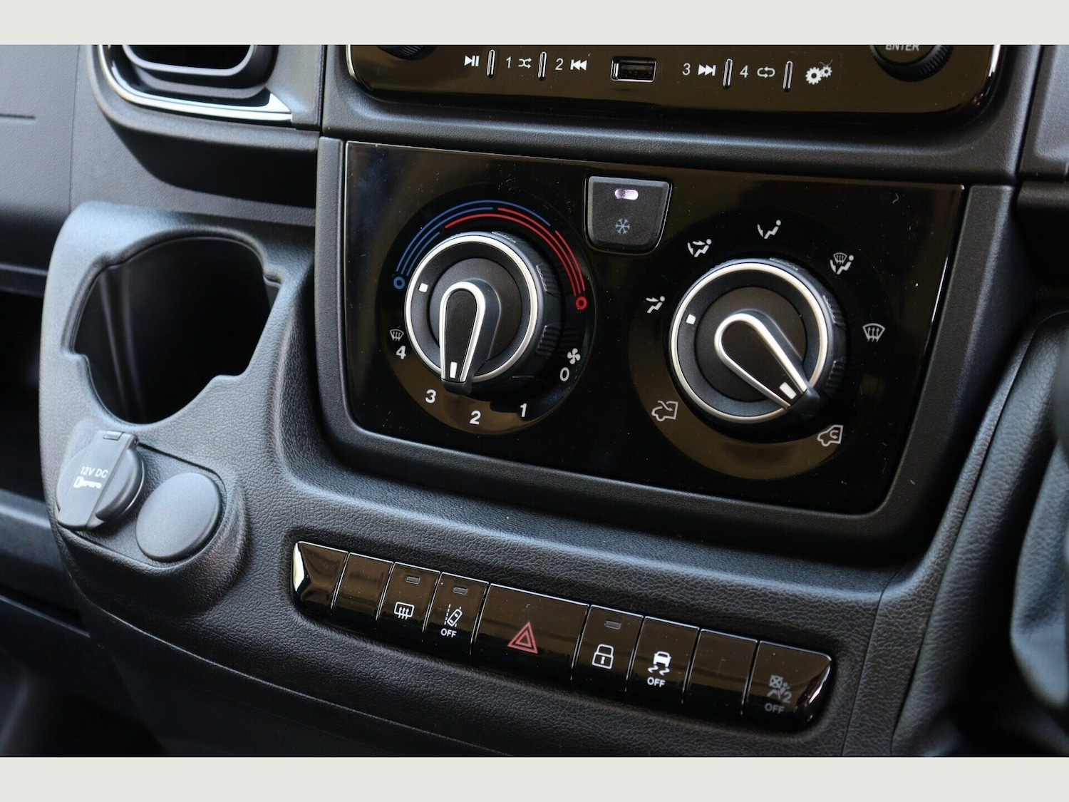 Used Peugeot Boxer 2025 for sale - 76992611: Photo 13