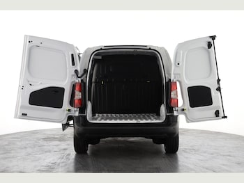 Used Citroen Berlingo 2026 for sale - 79361408: Photo