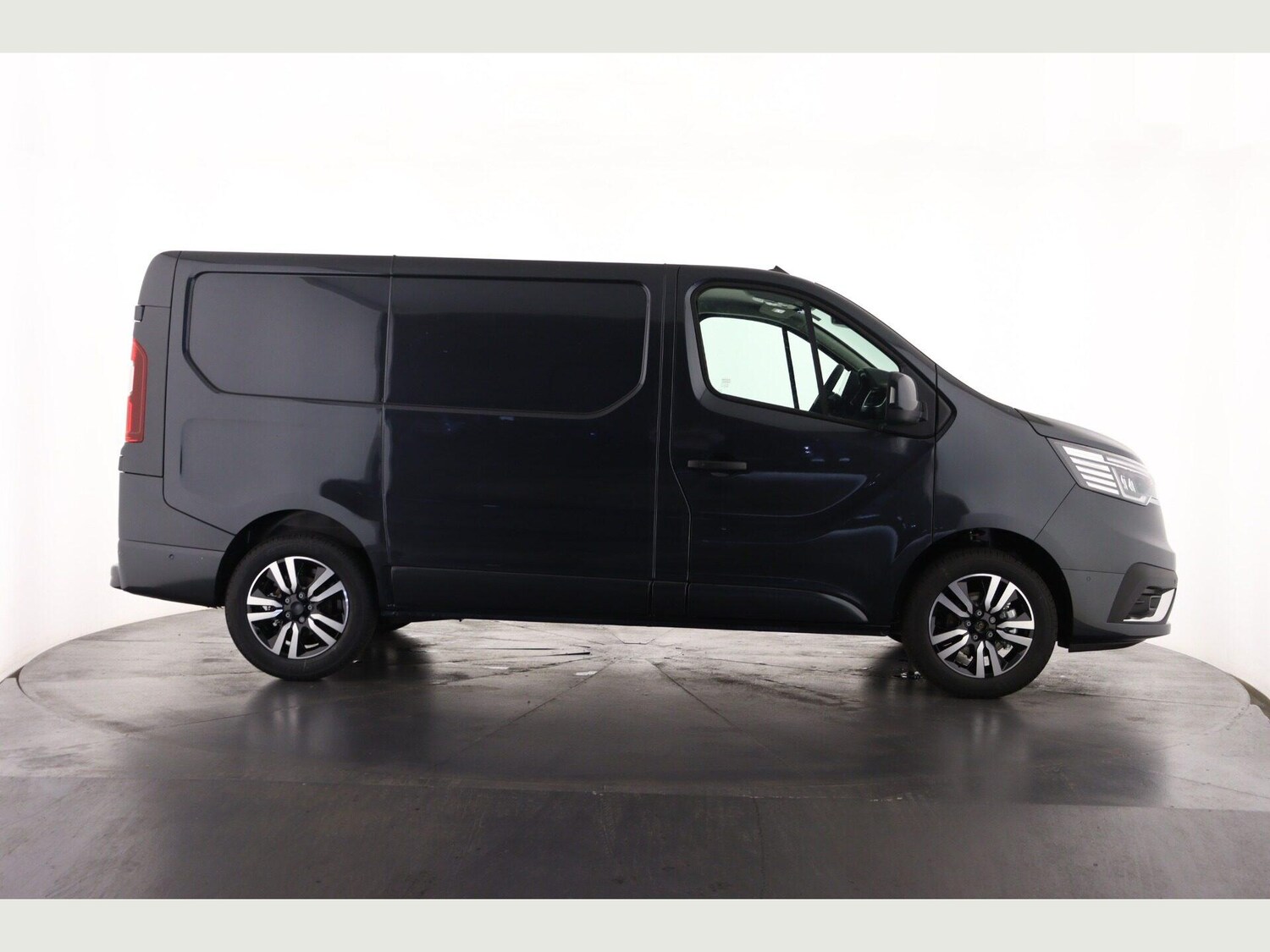 Used Renault Trafic 2025 for sale - 77015665: Photo 6
