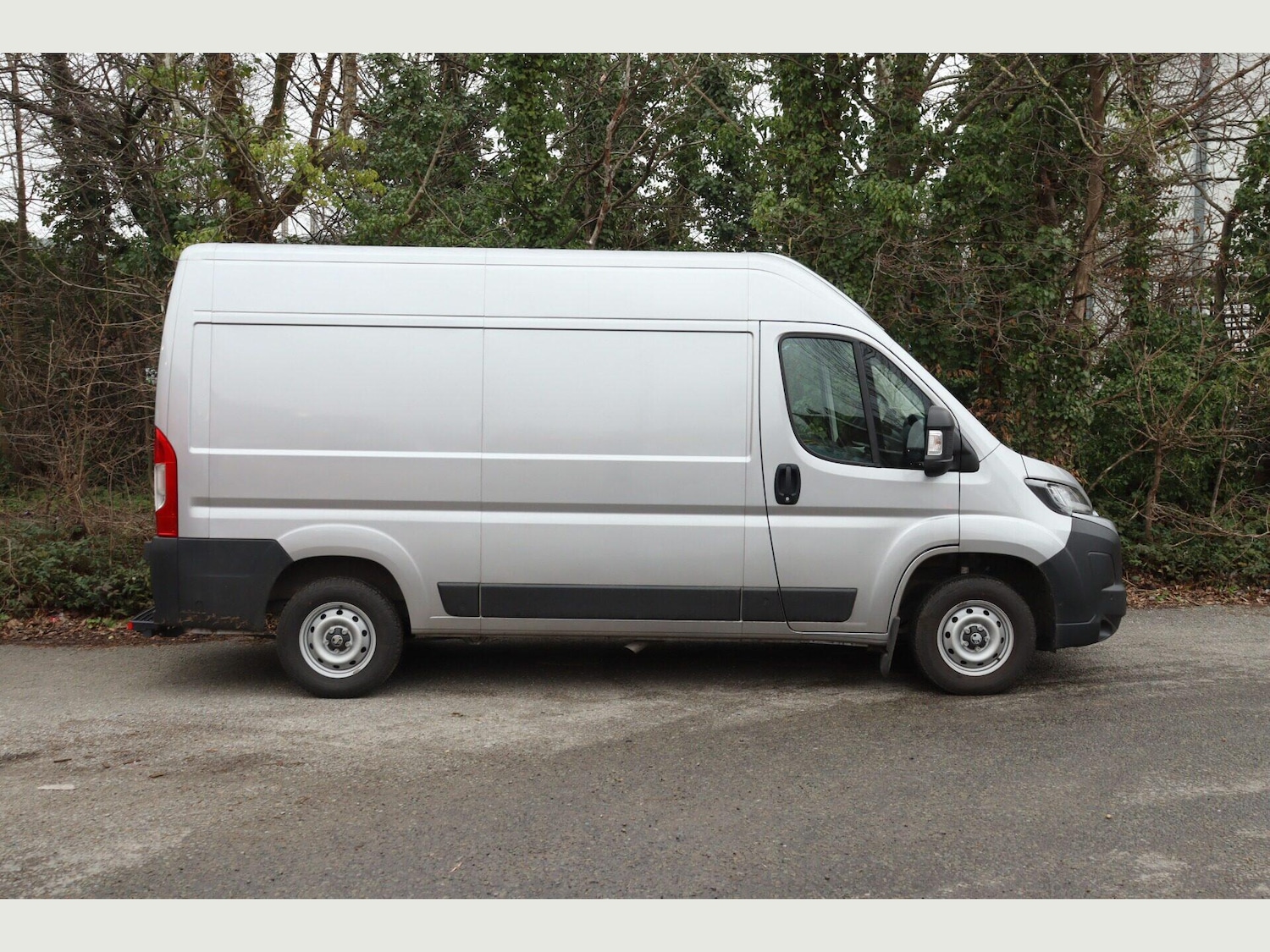 Used Vauxhall Movano 2024 for sale - 77330576: Photo 4