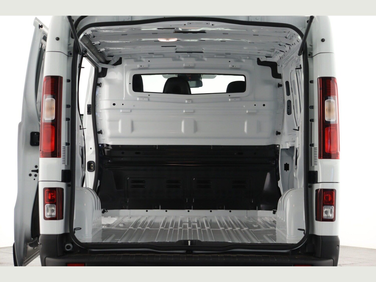 Used Renault Trafic 2025 for sale - 76360898: Photo 4