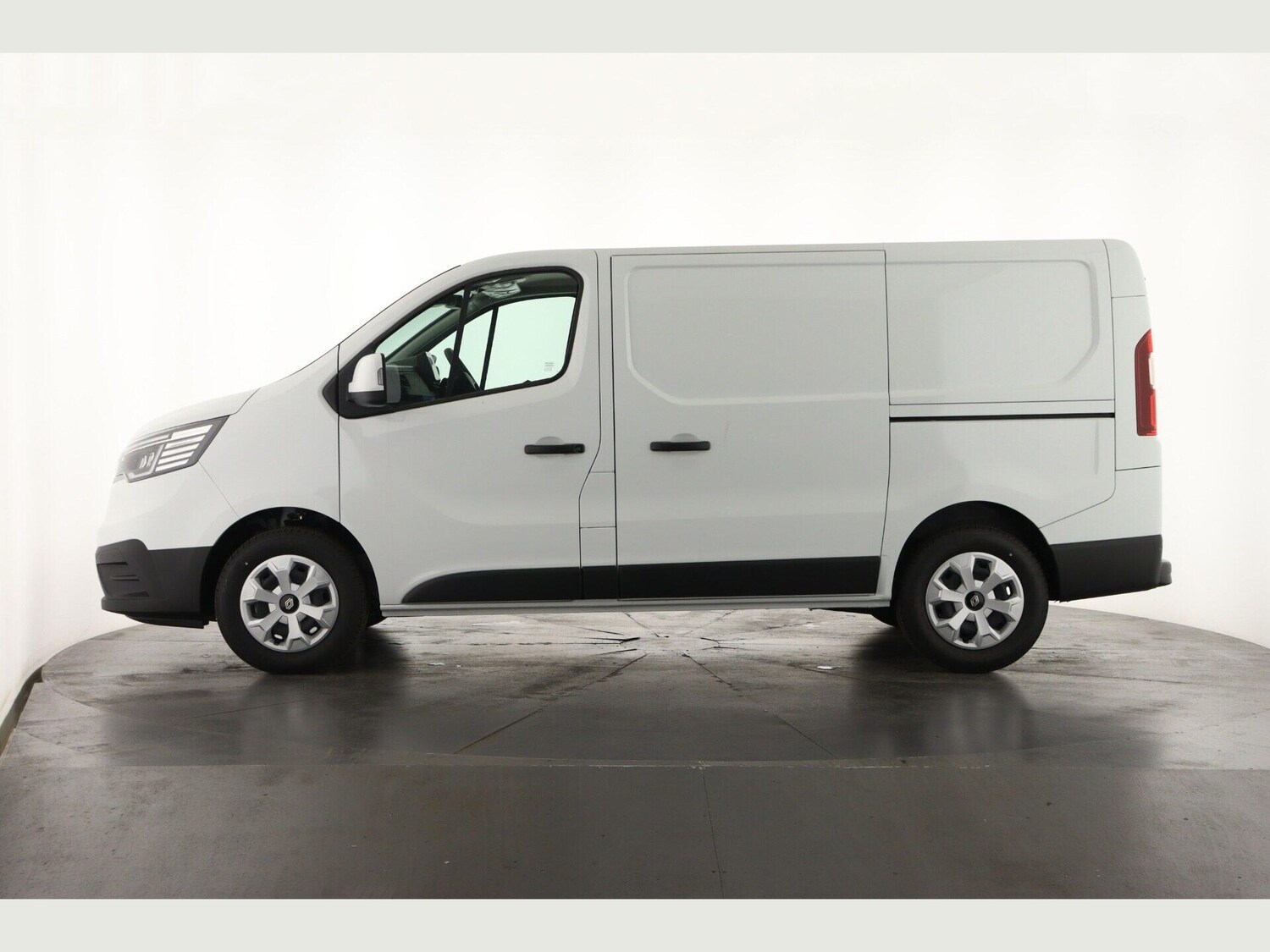 Used Renault Trafic 2025 for sale - 76360898: Photo 9