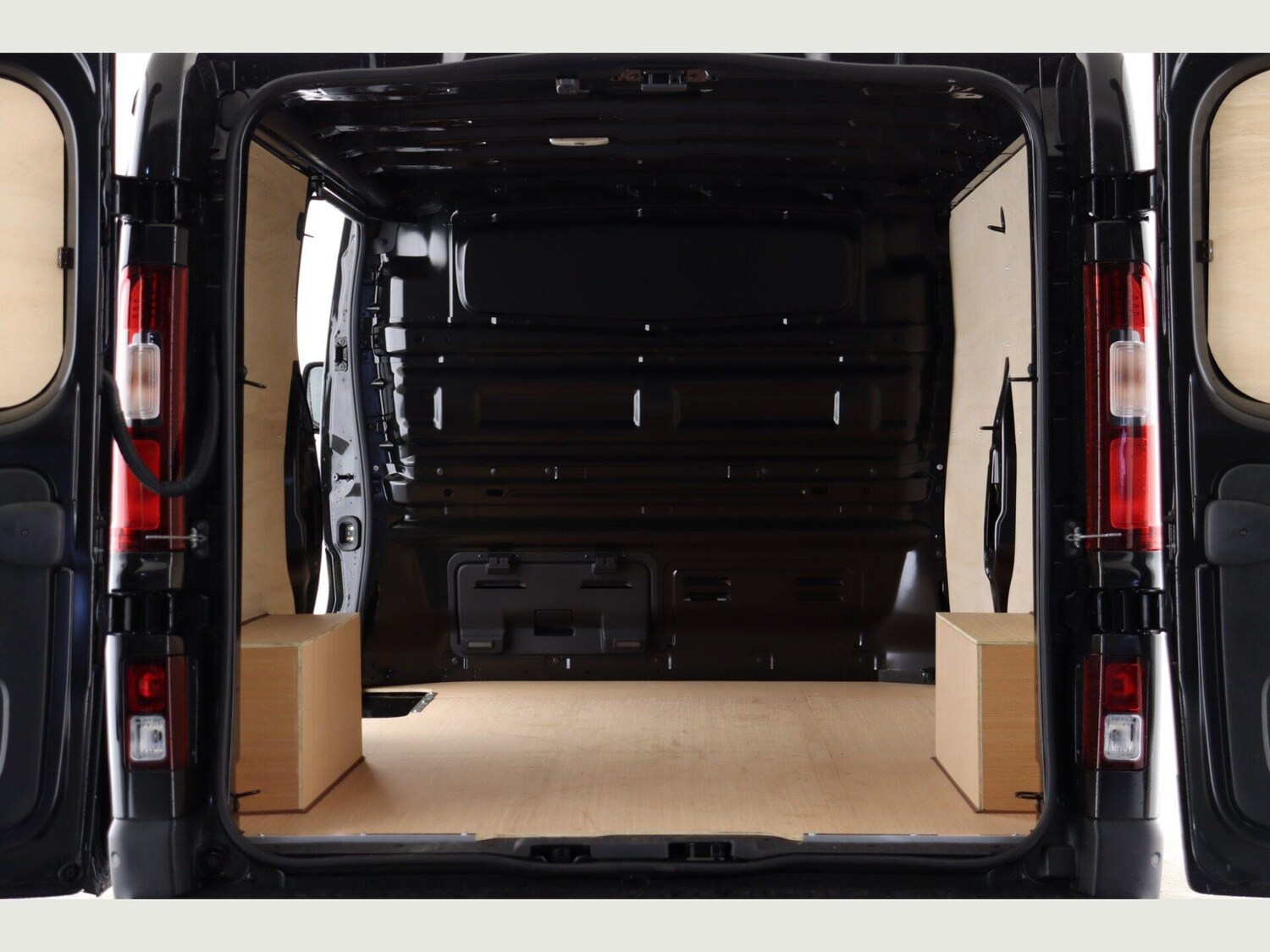 Used Renault Trafic 2025 for sale - 76108376: Photo 3