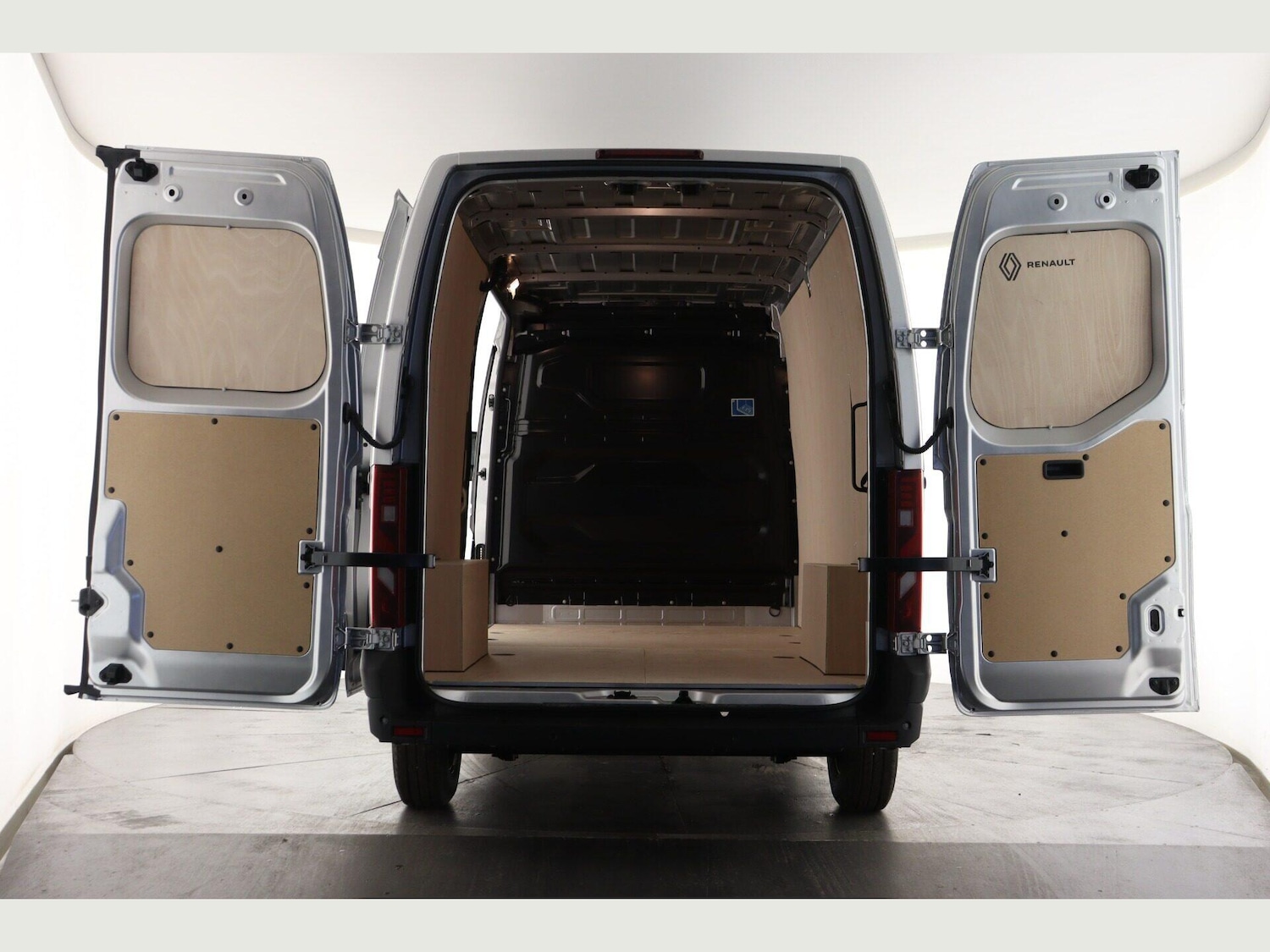 Used Renault Master 2025 for sale - 77131468: Photo 3