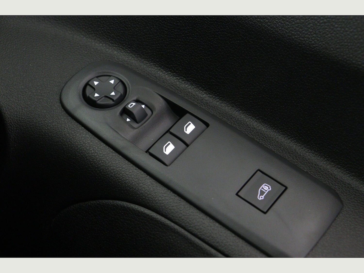 Used Peugeot Partner 2025 for sale - 77496552: Photo 26