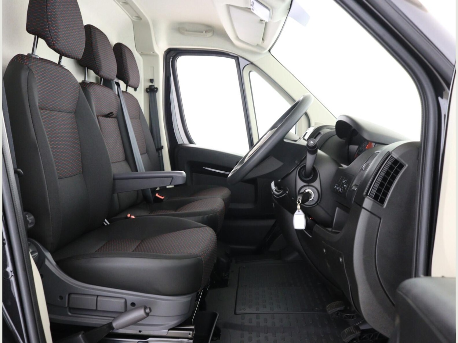 Used Citroen Relay for sale - 76988188: Photo 9