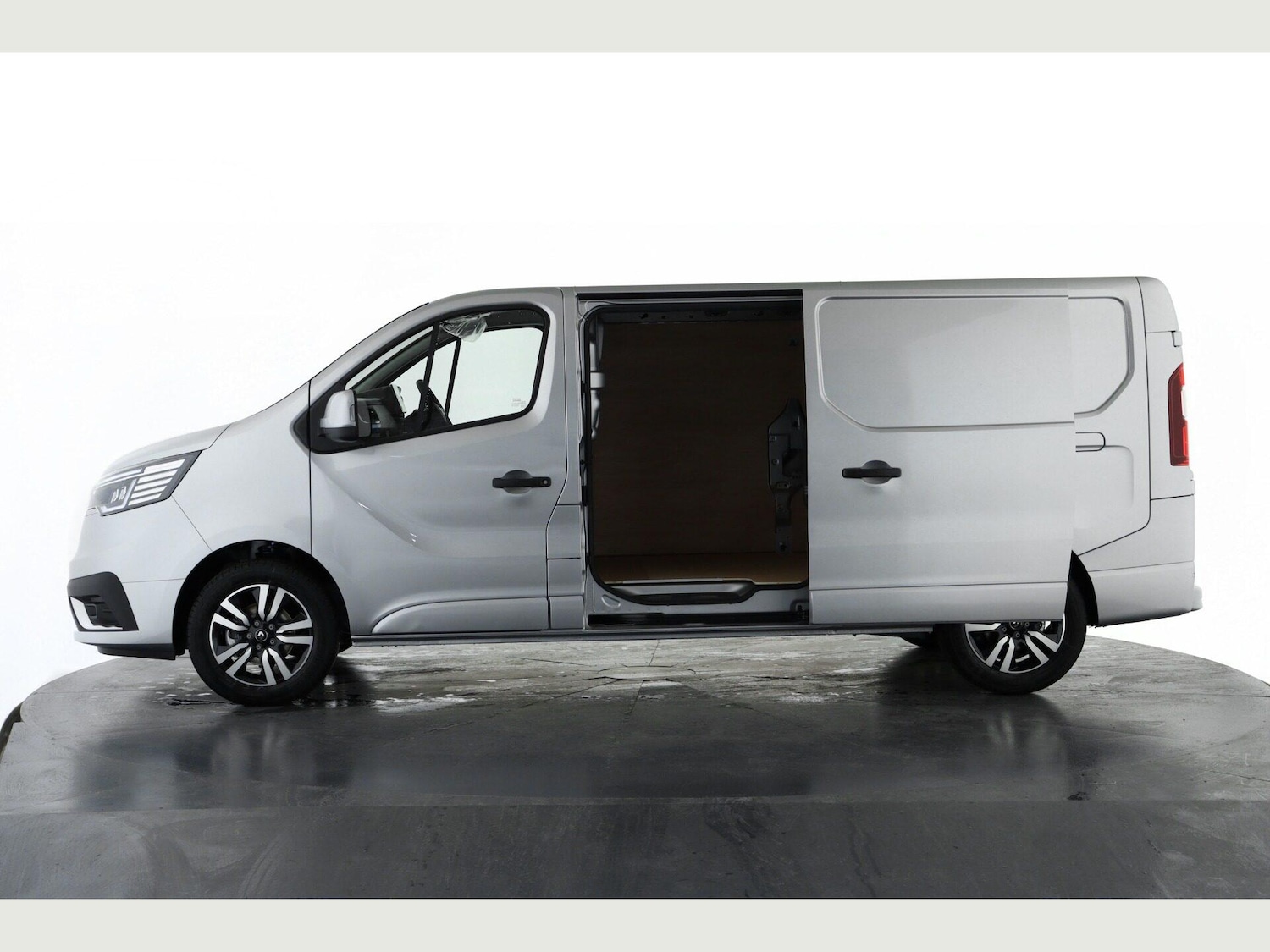 Used Renault Trafic 2025 for sale - 77144409: Photo 9