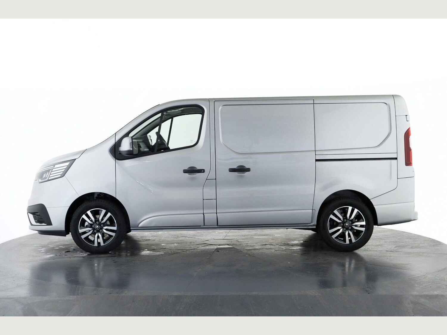 Used Renault Trafic 2025 for sale - 78019220: Photo 7