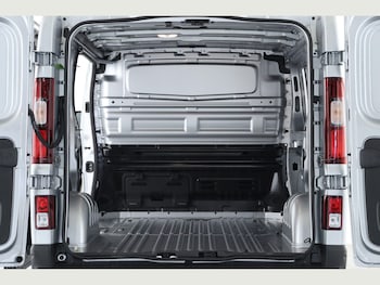 Used Renault Trafic 2026 for sale - 79440964: Photo