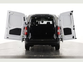 Used Citroen Berlingo 2025 for sale - 76512421: Photo