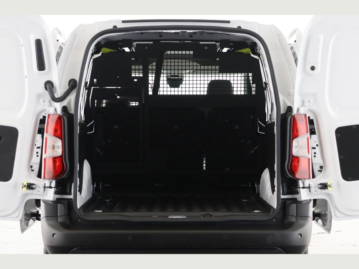 Used Citroen Berlingo 2025 for sale - 76512421: Photo 3