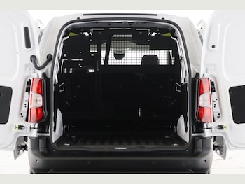 Used Citroen Berlingo 2025 for sale - 76512421: Photo