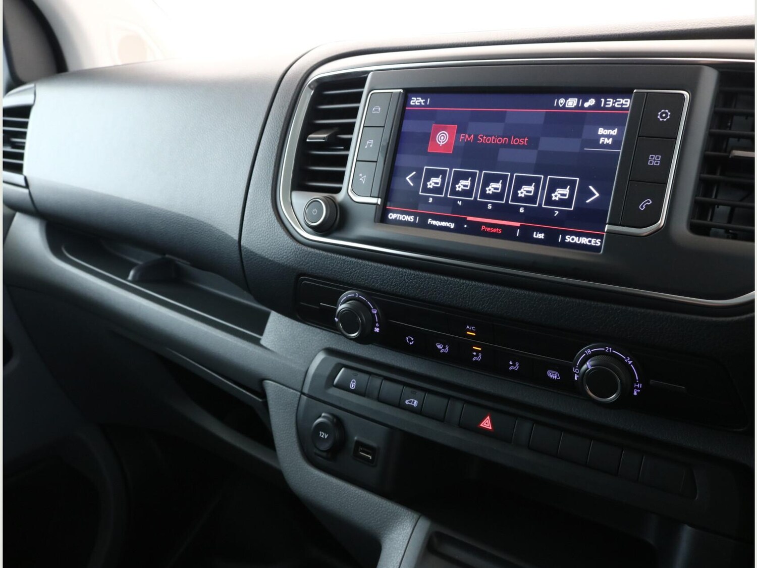 Used Citroen Dispatch for sale - 76476540: Photo 13