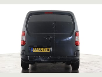 Used Citroen Berlingo 2016 for sale - 76550723: Photo