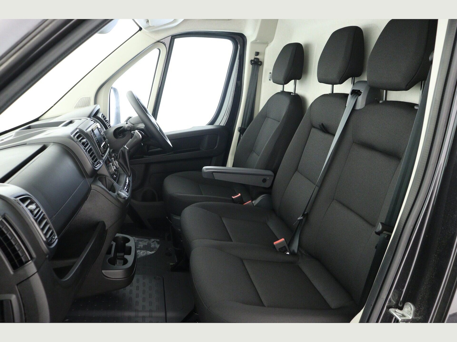 Used Vauxhall Movano 2025 for sale - 76573506: Photo 10