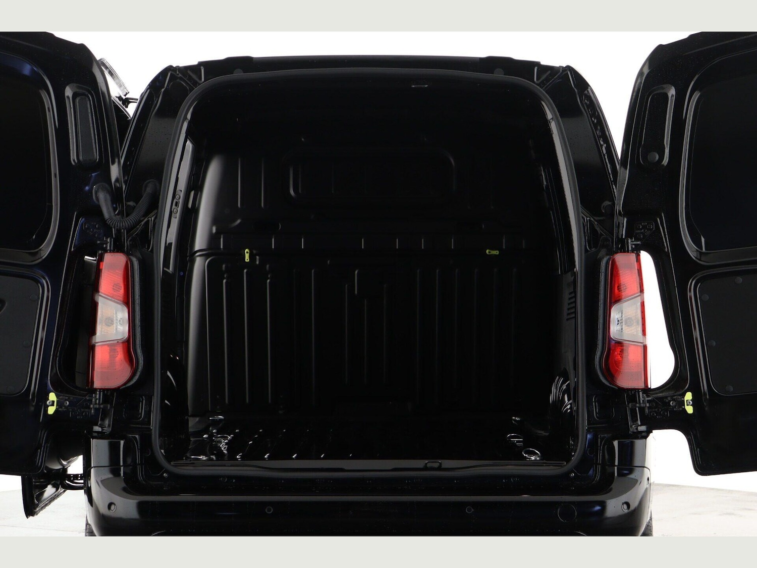 Used Peugeot Partner 2025 for sale - 77279035: Photo 3