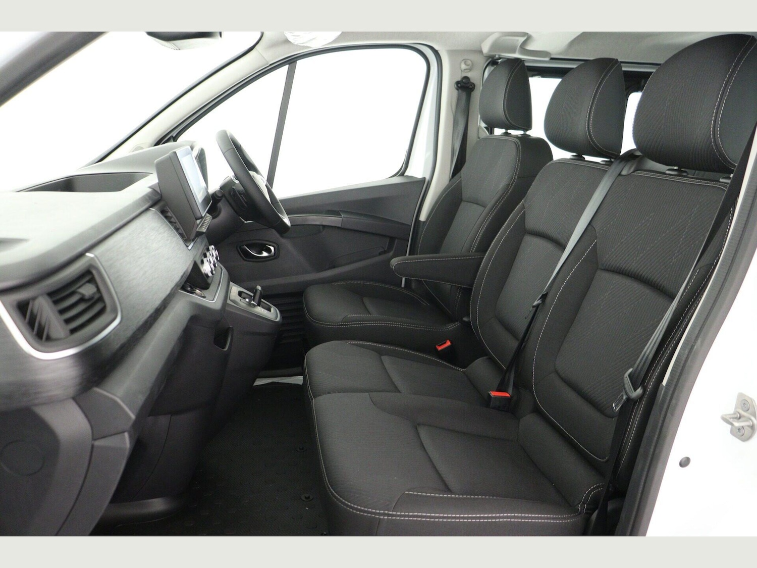 Used Renault Trafic 2025 for sale - 76899110: Photo 9