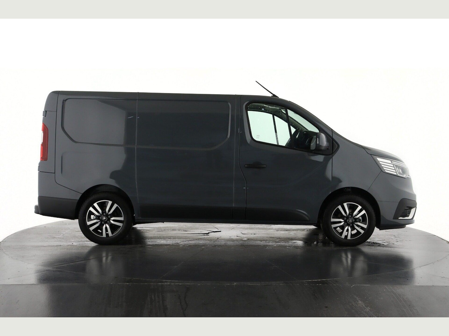 Used Renault Trafic 2025 for sale - 76800881: Photo 5