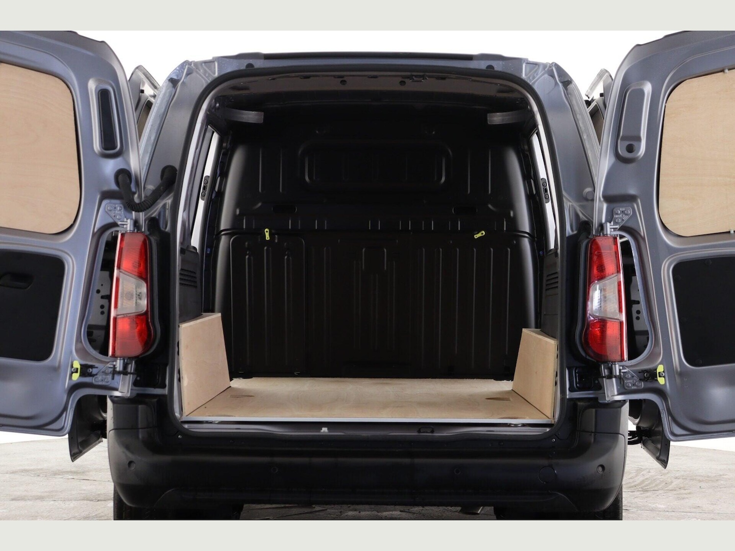 Used Peugeot Partner 2025 for sale - 77216241: Photo 3