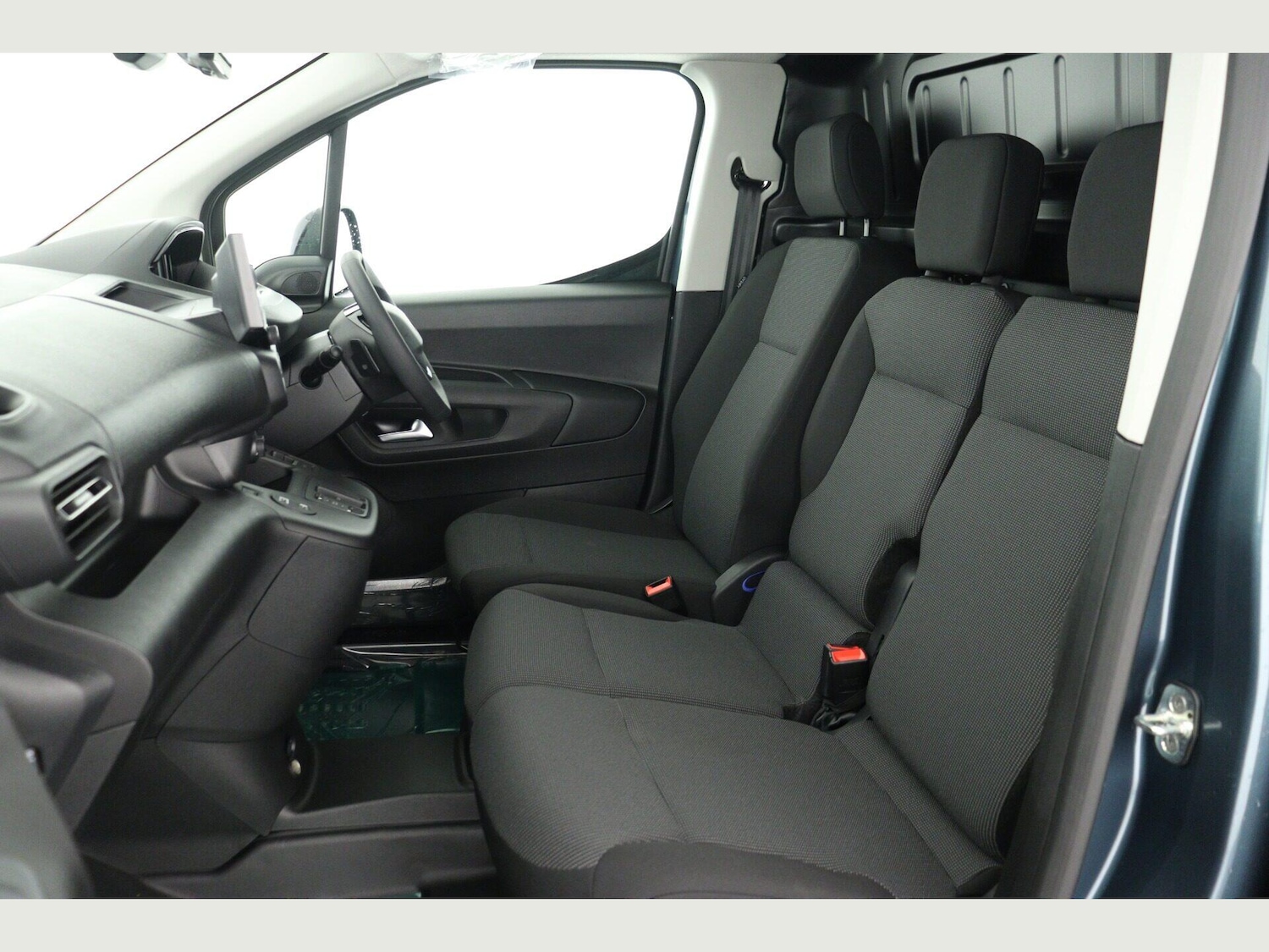 Used Peugeot Partner 2025 for sale - 76988505: Photo 10